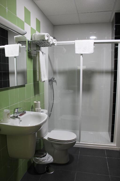 Hostal Restaurante Estacion Jaen Bilik gambar