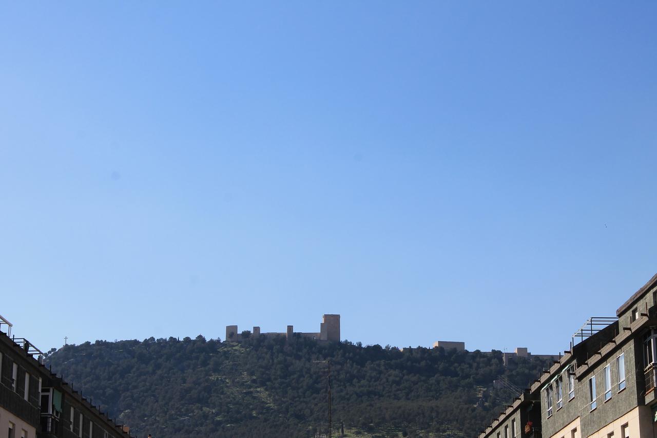 Hostal Restaurante Estacion Jaen Luaran gambar